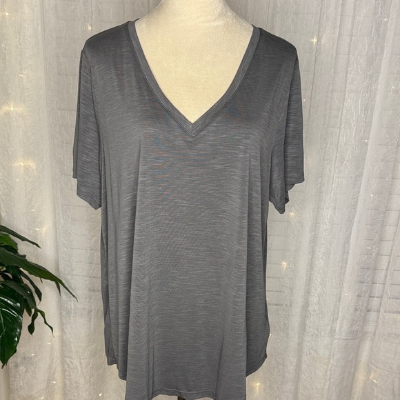 Mod Ref Tops - Mod Ref Slate V-Neck Short Sleeve Tee